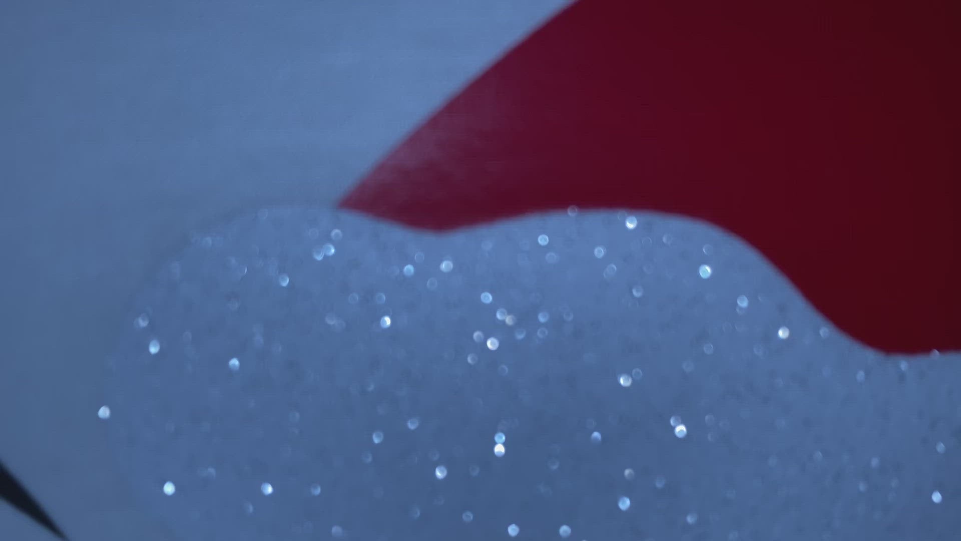 Video showing the Glitter for the hat lining and ball.